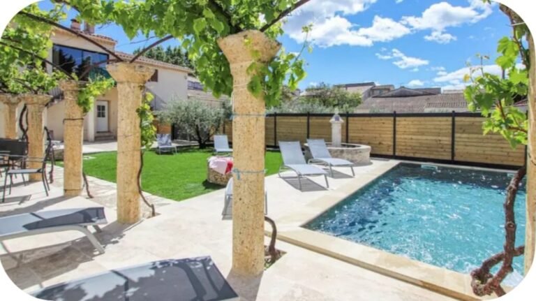 Maison location Rochefort du Gard piscine